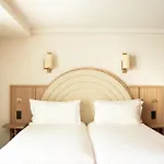 Hotel Ventura Saint-tropez, Tapestry Collection By Hilton Saint-Tropez