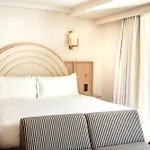 Ventura Saint-tropez, Tapestry Collection By Hilton Hotel 4*