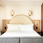 Hotel Ventura Saint-tropez, Tapestry Collection By Hilton Saint-Tropez