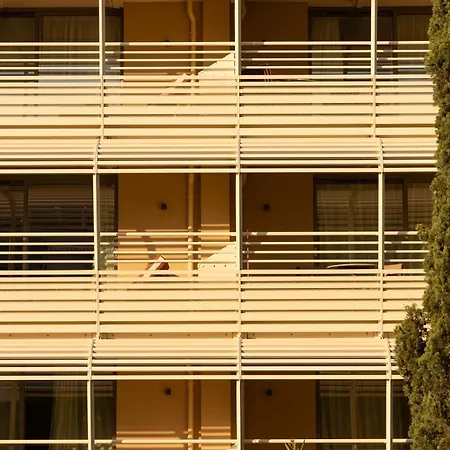 Ventura Saint-tropez, Tapestry Collection By Hilton Szálloda 4*
